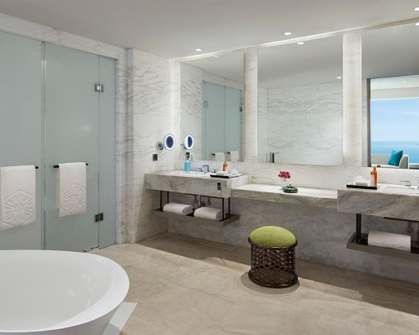 Taj Cidade De Goa Horizon, Goa ปณชี ภายนอก รูปภาพ Bathroom