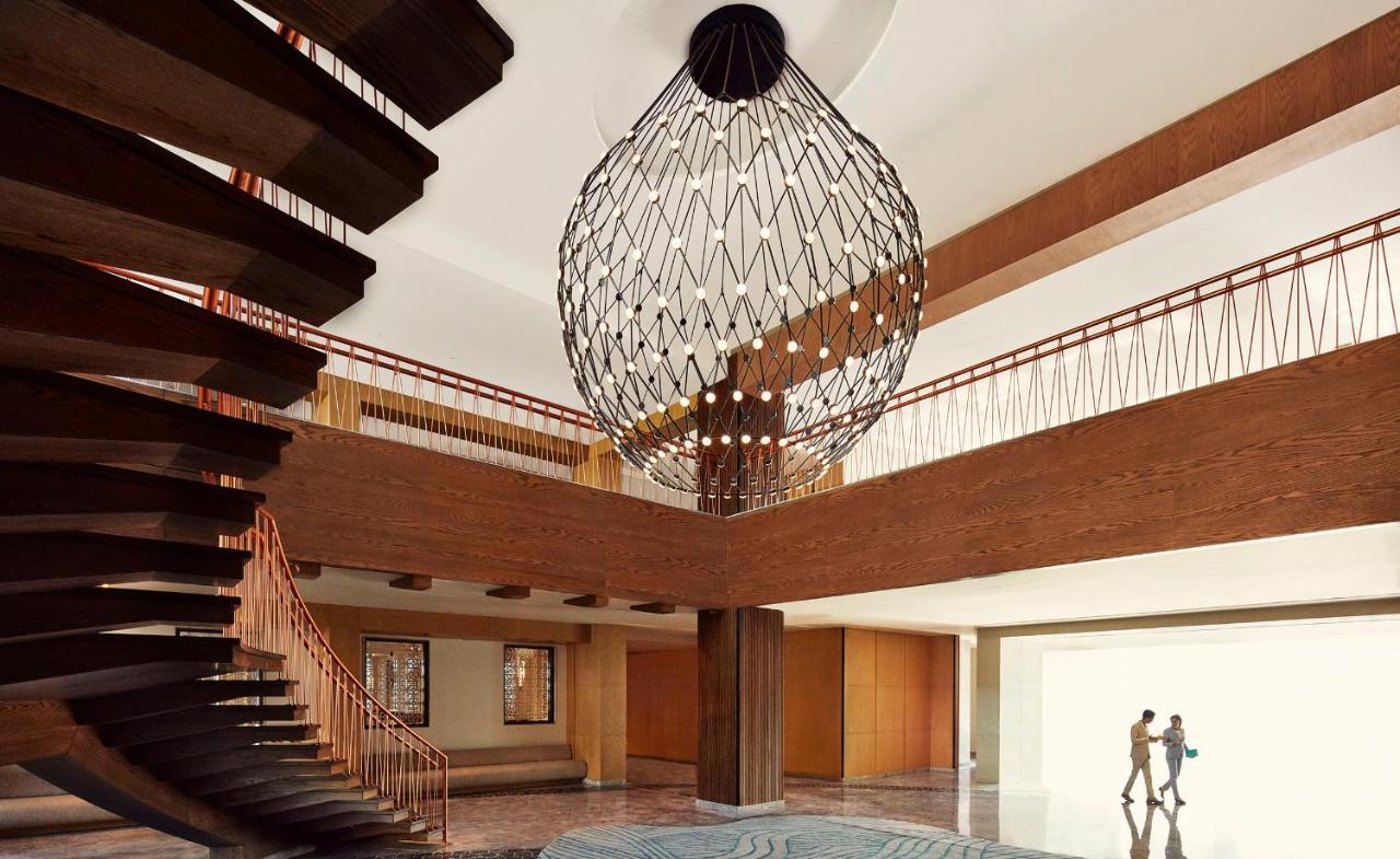 Taj Cidade De Goa Horizon, Goa ปณชี ภายนอก รูปภาพ The interior of the hotel